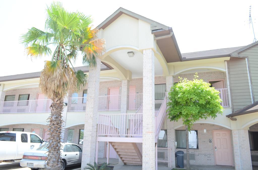 Texan Inn & Suites Louetta Exterior foto